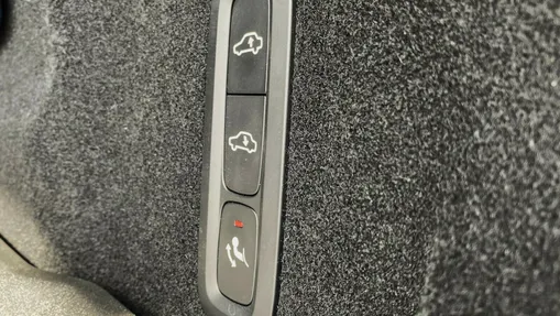 VOLVO XC60 XC60 T8 Plug-In Hybrid AWD Ultimate Dark aut
