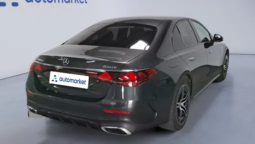 MERCEDES-BENZ E Klasa E 300 de PHEV 4-Matic AMG 9G-Tronic