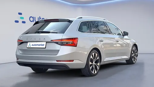 SKODA Superb Superb 2.0 TDI SCR Style DSG