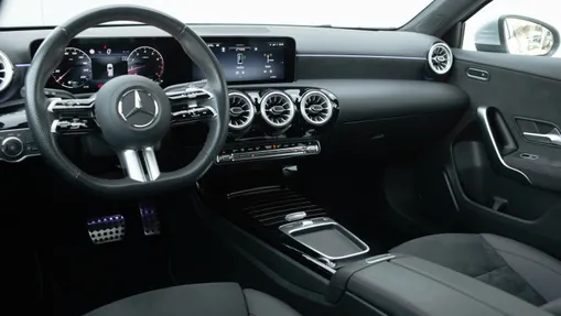 MERCEDES-BENZ A Klasa A 200 AMG Line 7G-DCT