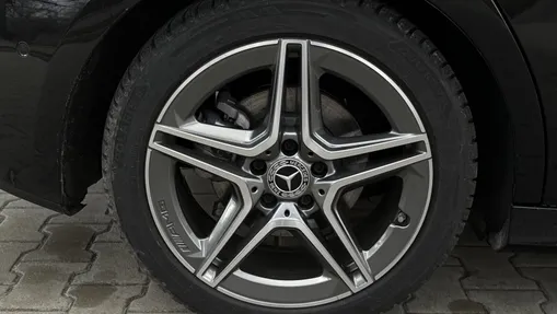 MERCEDES-BENZ A Klasa A 200 AMG Line 7G-DCT