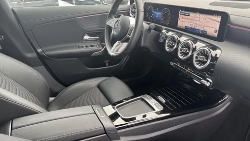 MERCEDES-BENZ CLA CLA 180 mHEV Progressive 7G-DCT