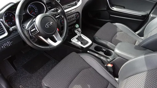 KIA Cee'd Ceed 1.5 T-GDI mHEV L