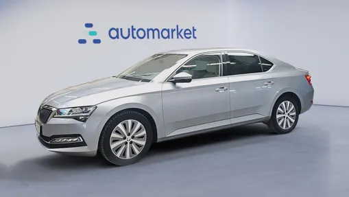 SKODA Superb Superb 2.0 TDI SCR Style