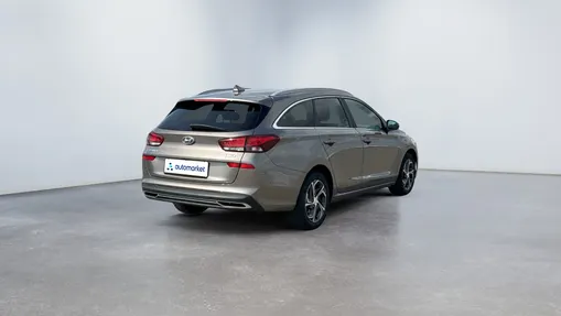 HYUNDAI i30 i30 1.0 T-GDI Smart
