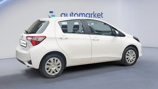 TOYOTA Yaris Yaris 1.0 Active