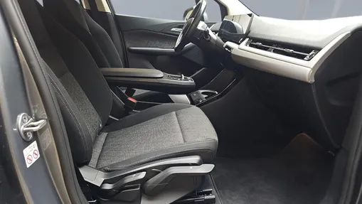 BMW Seria 2 218i aut