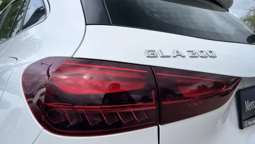 MERCEDES-BENZ GLA GLA 200 mHEV Progressive 7G-DCT