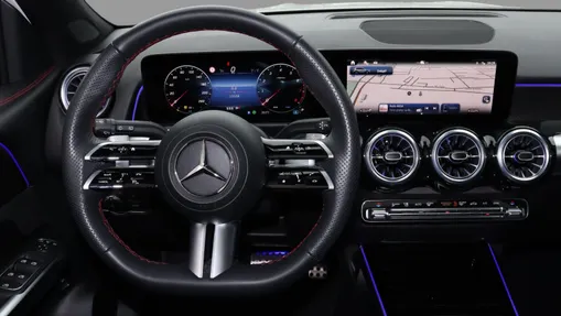 MERCEDES-BENZ GLB GLB 200 mHEV AMG Line 7G-DCT