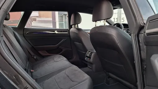 VOLKSWAGEN Arteon Arteon 2.0 TSI 4Motion R DSG