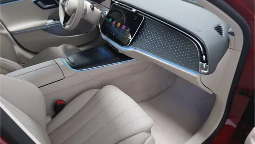 MERCEDES-BENZ E Klasa E 200 mHEV 4-Matic Avantgarde 9G-Tronic