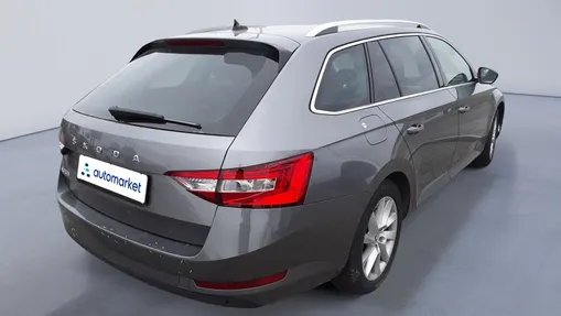 SKODA Superb Superb 2.0 TDI SCR Ambition DSG