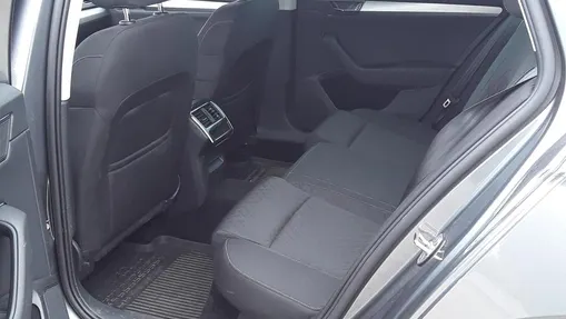 SKODA Superb Superb 2.0 TDI SCR Ambition DSG