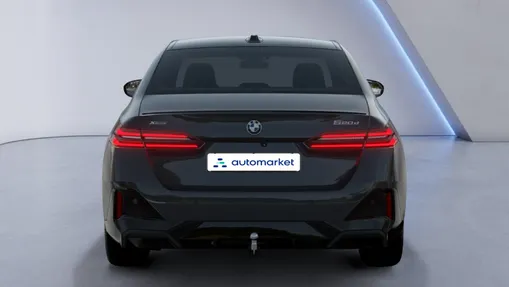 BMW Seria 5 520d xDrive mHEV M Sport aut Nowy