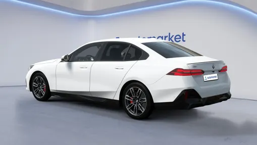BMW Seria 5 520d xDrive mHEV M Sport aut Nowy