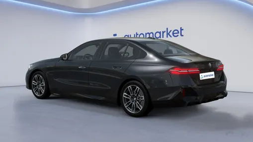 BMW Seria 5 530e PHEV M Sport aut Nowy