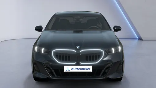 BMW Seria 5 520d xDrive mHEV M Sport aut Nowy