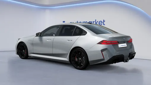 BMW Seria 5 M5 PHEV aut Nowy