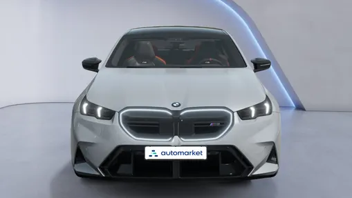 BMW Seria 5 M5 PHEV aut Nowy