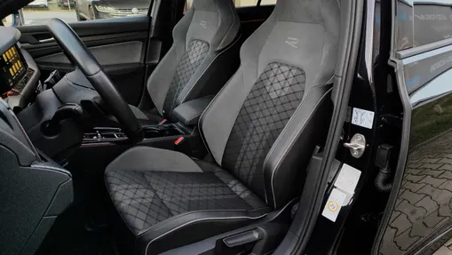 VOLKSWAGEN Golf Golf VIII 2.0 TDI R-Line DSG