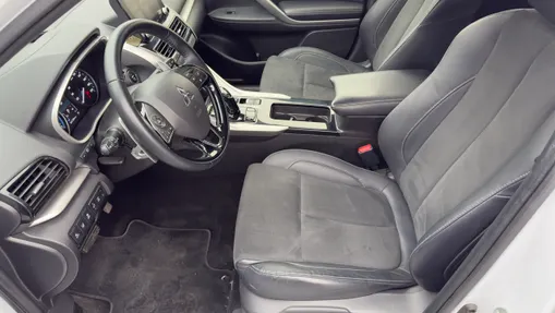 MITSUBISHI Eclipse Cross Eclipse Cross 2.4 PHEV Intense Plus