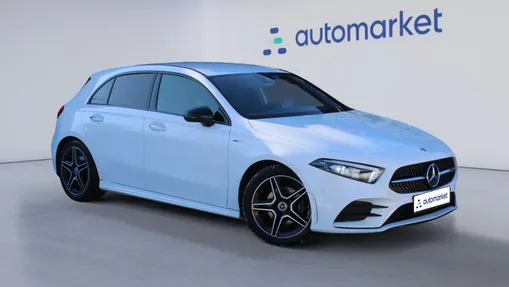 MERCEDES-BENZ A Klasa A 200 4-Matic AMG Line 8G-DCT