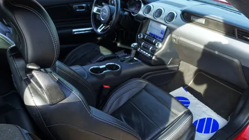 FORD Mustang Mustang 5.0 V8 GT aut