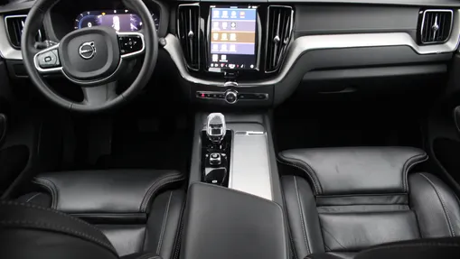 VOLVO XC60 XC60 B5 B AWD Ultimate Black Edition aut