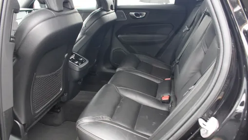 VOLVO XC60 XC60 B5 B AWD Ultimate Black Edition aut