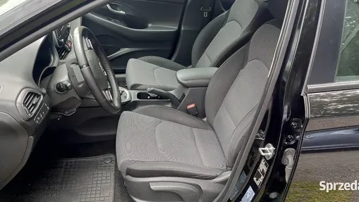 HYUNDAI i30 i30 1.5 DPI Classic +