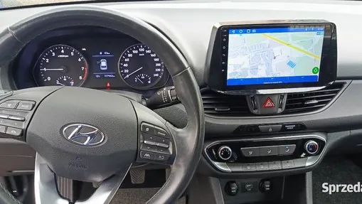 HYUNDAI i30 i30 1.5 T-GDI 48V Classic +