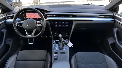 VOLKSWAGEN Arteon Arteon 2.0 TSI R-Line DSG
