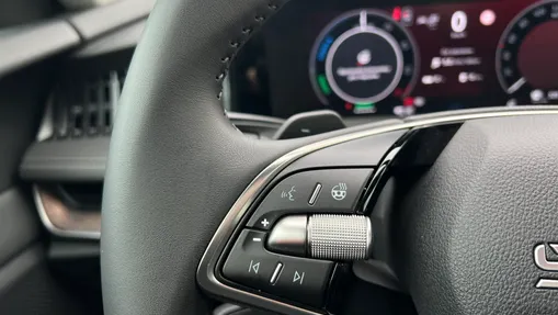 SKODA Superb Superb 1.5 TSI Plug-in Hybrid L&K DSG