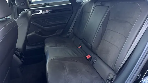 VOLKSWAGEN Arteon Arteon 2.0 TSI R-Line DSG