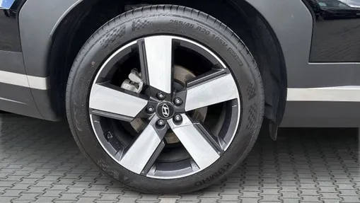 HYUNDAI Santa Fe Santa Fe 1.6 T-GDI HEV Platinum 4WD aut