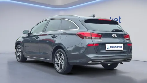 HYUNDAI i30 i30 1.0 T-GDI Smart