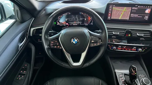 BMW Seria 5 520d mHEV Luxury Line aut