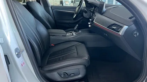 BMW Seria 5 520d mHEV Luxury Line aut