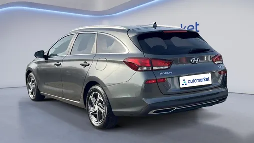 HYUNDAI i30 i30 1.5 T-GDI 48V Smart DCT