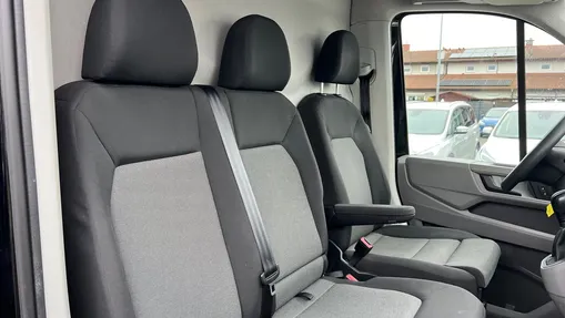 VOLKSWAGEN Crafter Crafter 35 BiTDI Aut.