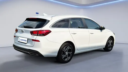 HYUNDAI i30 i30 1.0 T-GDI Smart