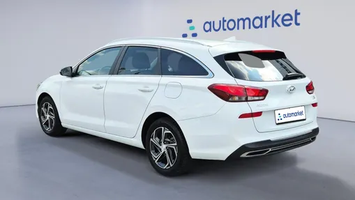 HYUNDAI i30 i30 1.0 T-GDI Smart