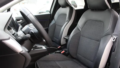RENAULT Captur Captur 1.3 TCe mHEV Techno EDC