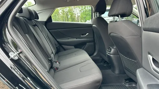 HYUNDAI Elantra Elantra 1.6 Smart CVT