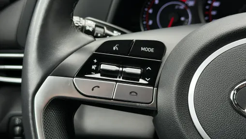 HYUNDAI Elantra Elantra 1.6 Smart CVT