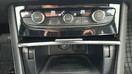 OPEL Grandland X Grandland X 1.6 T Elite S&S aut