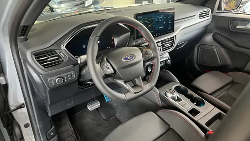 FORD Kuga Kuga 2.5 FHEV FWD ST-Line X eCVT Nowy