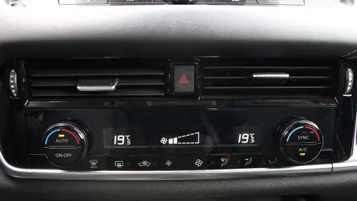 NISSAN Qashqai Qashqai 1.3 DIG-T mHEV N-Connecta Xtronic