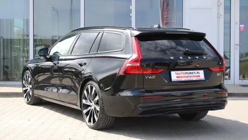 VOLVO V60 R DESIGN V60 B4 D Plus Dark aut