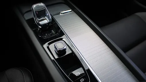VOLVO V60 R DESIGN V60 B4 D Plus Dark aut